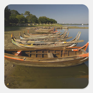 Pegatina Cuadrada Barcos en el lago entre Kyauktawgyi Paya y