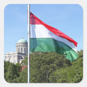 Pegatina Cuadrada Basílica de Esztergom y bandera húngara
