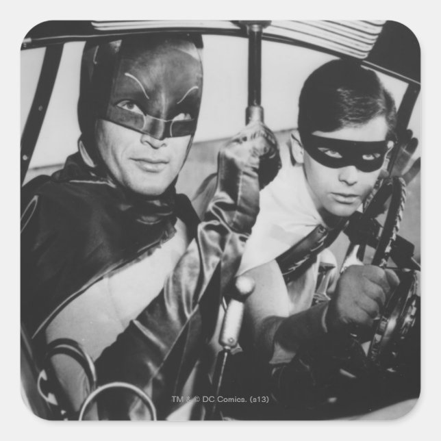Pegatina Cuadrada Batman y Robin en Batmobile (Anverso)