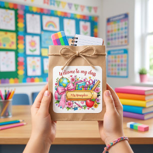 Pegatina Cuadrada Bienvenido a mi clase fuente roja profesor lápiz