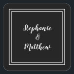 Pegatina Cuadrada Boda minimalista moderno favor negro y blanco<br><div class="desc">El moderno diseño minimalista y Boda de moda presenta los nombres de novios en un diseño moderno con un borde doble enmarcado en blanco sobre un sofisticado fondo negro. El diseño moderno es sencillo y moda. Personalice los detalles del boda con sus nombres en un guión en blanco claro. Asegúrese...</div>