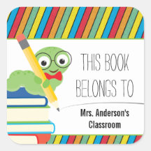 Bookworm Este Libro Pertenece A