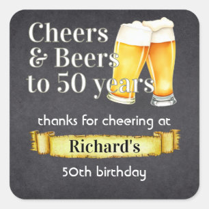 Pegatina Cuadrada Brindis y Cervezas 50 Años Simple Vintage Negro