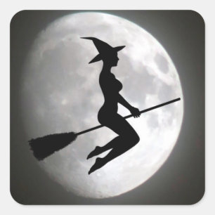 Pegatina Cuadrada Bruja en una habitación contra la luna
