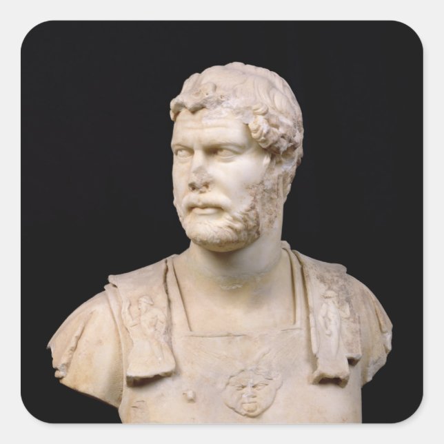 Pegatina Cuadrada Busto del emperador Hadrian encontrado en Creta (Anverso)