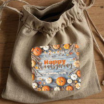 Calabazas y hojas de otoño en el Día de Acción de