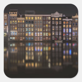 Pegatina Cuadrada Casas de Ámsterdam con luces de colores durante la