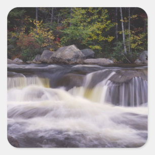 Pegatina Cuadrada Cascadas, Carretera Kancamagus, Blanco