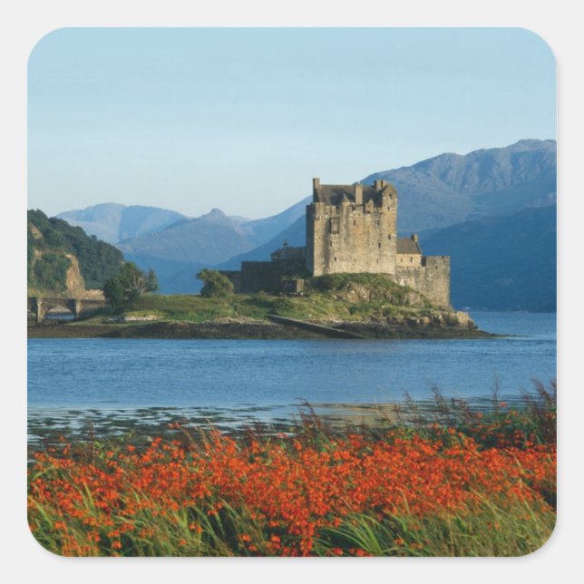 Pegatina Cuadrada Castillo de Eilean Donan, Tierras Altas, Escocia 3 (Anverso)