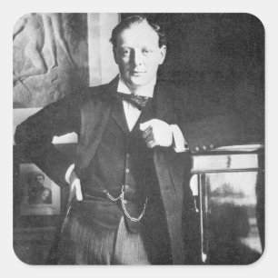 Pegatina Cuadrada Chaqueta de punto Churchill de Winston en 1904