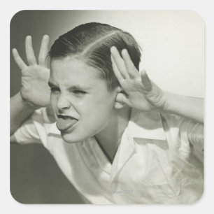 Pegatina Cuadrada Chico haciendo cara