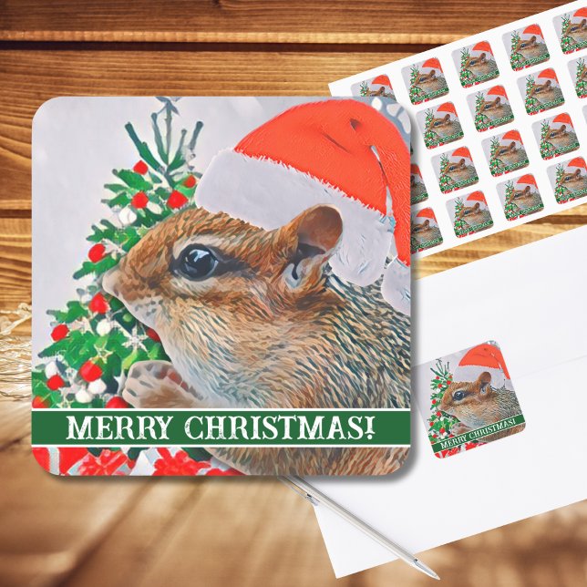 Pegatina Cuadrada Chipmunk con Navidades Gorra frente al árbol (This cute chipmunk joined me on my back porch stairs. Of course I had to add the Santa hat later! :))