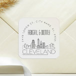 Pegatina Cuadrada Cleveland Boda Personalizado Dirección<br><div class="desc">Un conjunto de bodas temáticos de Cleveland se dirigen a los pegatinas en un estilo con decoración de líneas abiertas y con temática decorativa que representa el paisaje único de la ciudad.</div>