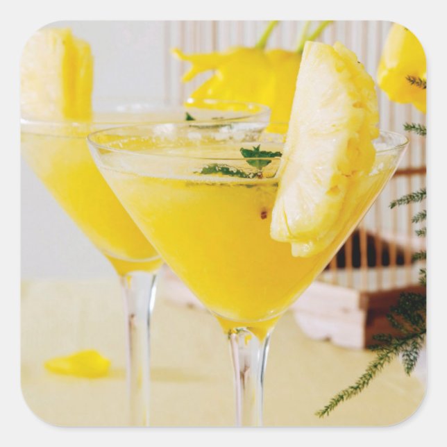 Pegatina Cuadrada Cóctel de Fresca de piña y jengibre (Anverso)