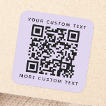 Pegatina Cuadrada Código QR personalizado texto luz inferior superio<br><div class="desc">Espliego claro morado, pegatinas cuadrados con tu código QR y texto personalizado, una línea en la parte superior y una en la parte inferior. Cambiar fuentes y colores, mover y cambiar el tamaño de los elementos con la herramienta de diseño. NOTA! ¡NECESITA SUSTITUIR LA PLANTILLA DE CÓDIGO QR CON SU...</div>