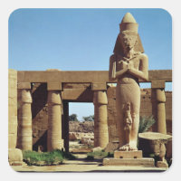 Coloso de Ramsés II: estatua en pie de