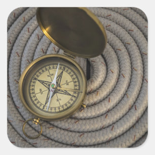 Pegatina Cuadrada Compás antiguo en cubierta del velero