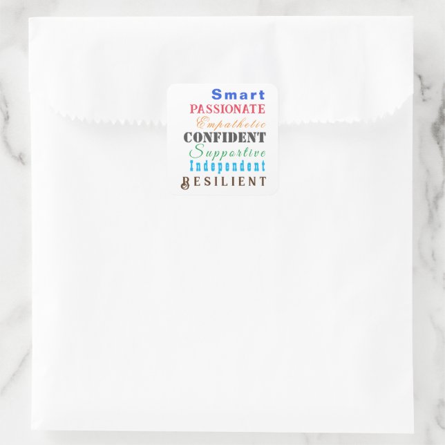 Pegatina Cuadrada Cualidades de las grandes mujeres divertidas con e (Bolso)