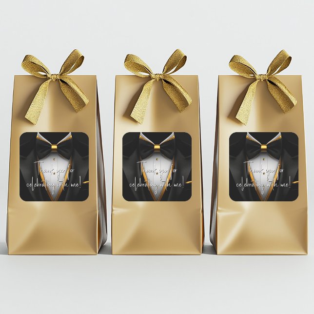 Pegatina Cuadrada Cumpleaños de Hombre con Esmoquin Dorado (Mens black and gold favor bag stickers with black gold tuxedo. Add your text to personalize. 2 sizes)