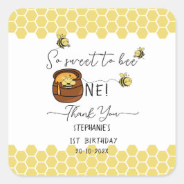 Pegatina Cuadrada Cute Bumblebee Tan Dulce Para Ser Un Primer Cumple
