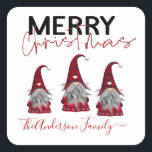 Pegatina Cuadrada Cute Rústico Merry Christmas Nombre Gnomes<br><div class="desc">Añada algo de alegría a sus Navidades esta temporada con este bonito y caprichoso diseño navideño que presenta adorables gnomos de Navidades con gorras y chaquetas rojas trenzadas. Las palabras "MERRY CHRISTMAS" aparecen en una tipografía pintada a mano con letras rojas y extravagantes con el nombre de su familia debajo....</div>