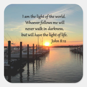 PEGATINA CUADRADA DISEÑO DE SCRIPTURA JOHN 8;12 LLENADO POR ESPÍRI