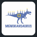 Pegatina Cuadrada Divertido Hanukkah Dinosaur Menorah Saurus Dino<br><div class="desc">Feliz Hanukkah Dinosaur Menorahsaurus. Un dinosaurio lindo y tonto con velas de menorah en la espalda. Esto hace un increíble regalo de broma o regalo de cumpleaños para un amante de la ciencia y el dino o paleontólogo.</div>