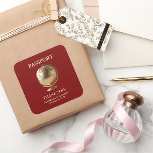 Pegatina Cuadrada Ducha de bebé de viaje con pasaporte Globo de Oro