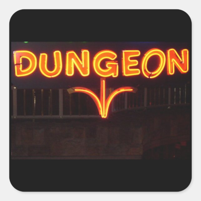 PEGATINA CUADRADA DUNGEON (Anverso)