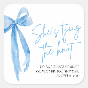 Pegatina Cuadrada Dusty Blue Bow está atando la ducha nupcial