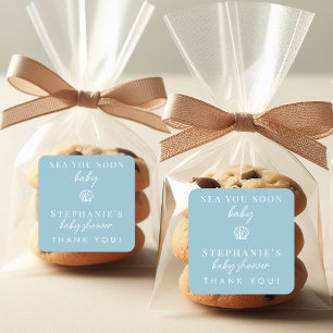 Pegatina Cuadrada Dusty Blue Sea Pronto Gracias Baby Shower