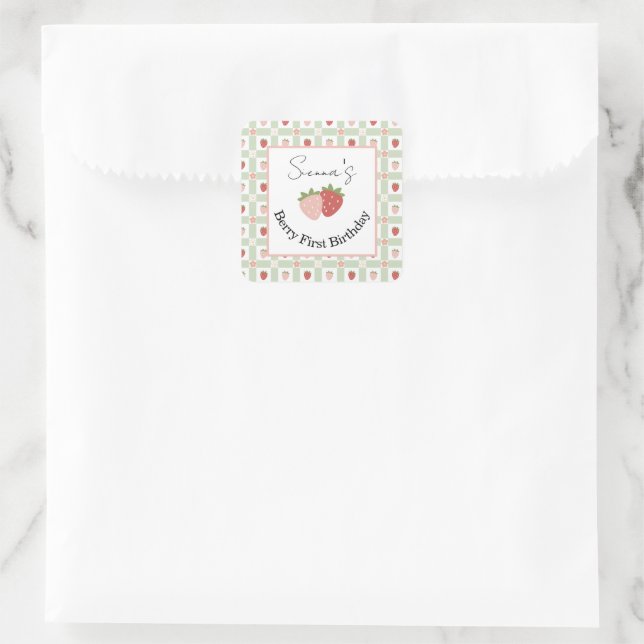 Pegatina Cuadrada Editable Square Strawberry Gingham 1st Birthday  (Bolso)