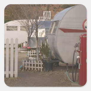 Pegatina Cuadrada EE. UU., Arizona, Bisbee: Shady Dell Motel, Todo
