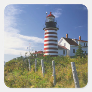 Pegatina Cuadrada EE. UU., Maine, Lubec. Faro de West Quoddy Head