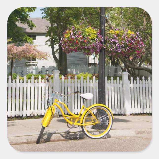 Pegatina Cuadrada EE. UU., Michigan, Isla Mackinac. Bicicleta amaril (Anverso)