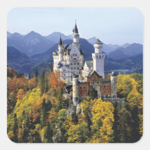 Pegatina Cuadrada El caprichoso Neuschwanstein es uno de tres