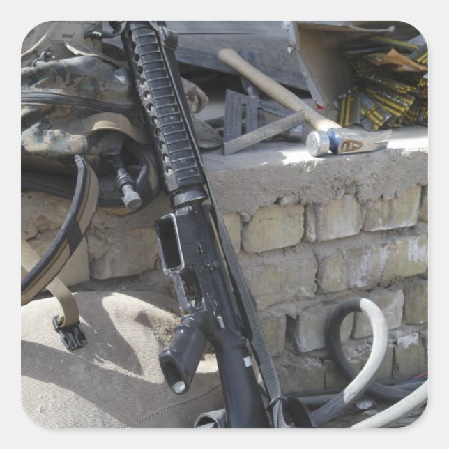 Pegatina Cuadrada El equipamiento de un marine (Anverso)