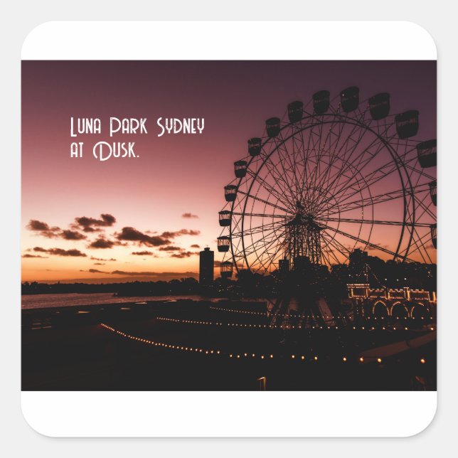 Pegatina Cuadrada El icónico Luna Park de Sydney al atardecer (Anverso)
