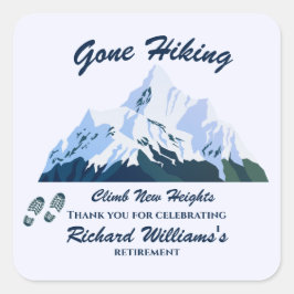 Pegatina Cuadrada El retiro se fue a caminar por las montañas nevada