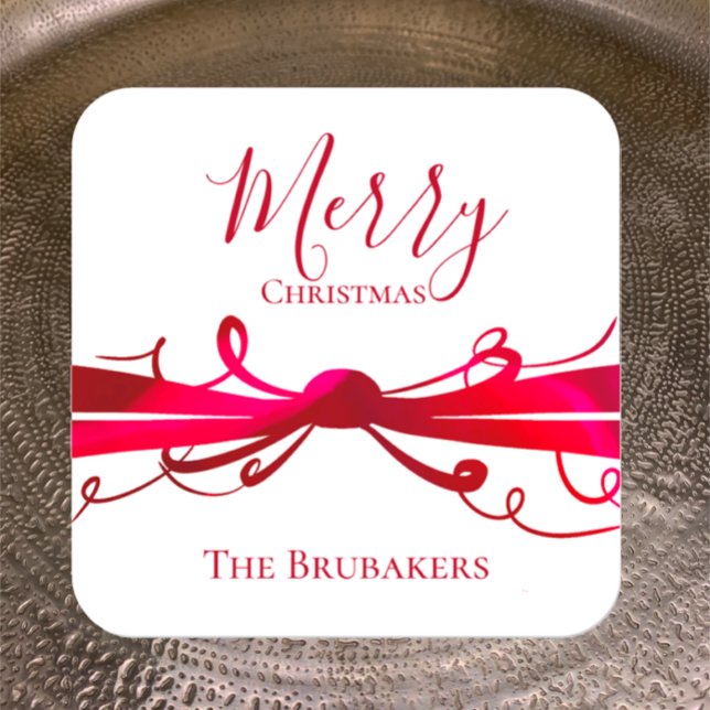 Pegatina Cuadrada Elegante Cinta Roja Personalizada Feliz Navidad (Personalize this bright red unique bow Merry Christmas sticker with custom text or name.  )