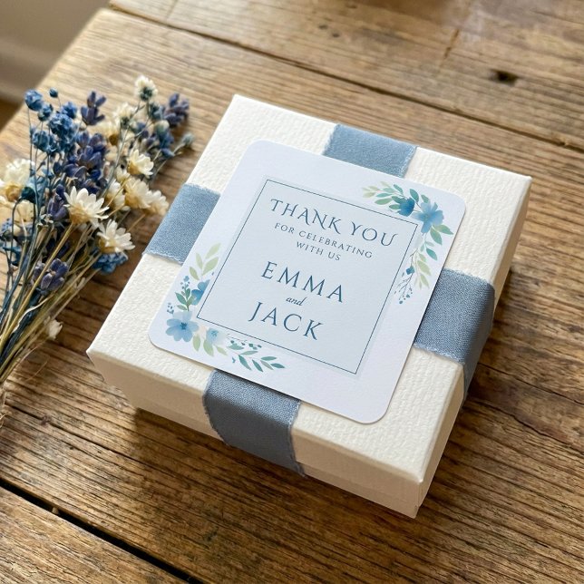 Pegatina Cuadrada Elegante color azul verdor nombra boda (Elegant blue greenery names wedding square sticker.)