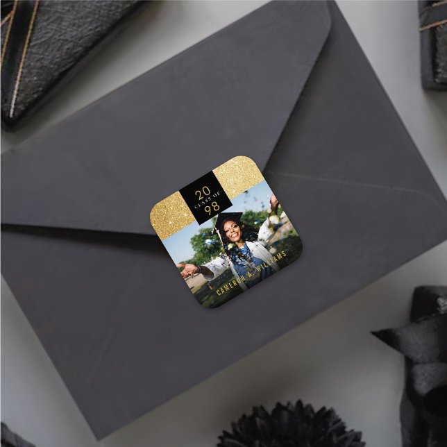 Pegatina Cuadrada Elegante Moda Purpurina de oro  de graduación mode (Stylish Chic Faux Gold Glitter Modern Graduation Photo Square Party Favor Sticker / Envelope Seal)