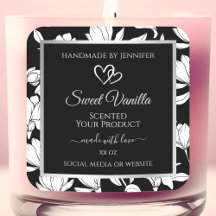 Elegantes etiquetas de productos florales en blanc