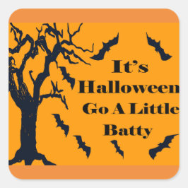 Pegatina Cuadrada Es Halloween - ¡Vamos un poco!