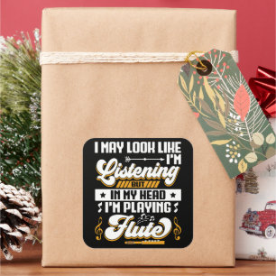 Pegatina Cuadrada Escuchando divertida en mi cabeza estoy jugando a 