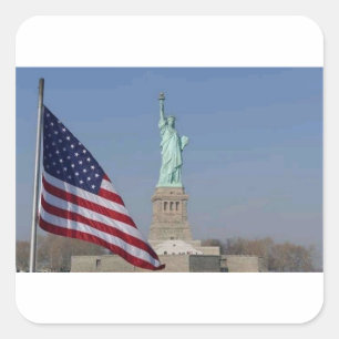 Pegatina Cuadrada Estatua de la Libertad y bandera estadounidense Pa