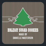 Pegatina Cuadrada Fancy Christmas Tree Swirls Baking Pegatinas<br><div class="desc">Dulce y caprichoso Fancy Christmas Tree Swirls Baking Label Pegatinas con un borde giratorio y puntos que resaltan un divertido árbol de vacaciones en un falso fondo de panel de madera. Estos encantadores stickers de Navidad son fáciles de personalizar con el texto de su elección y harían las etiquetas perfectas...</div>