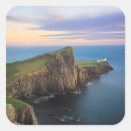 Pegatina Cuadrada Faro Neist Point en Skye al atardecer