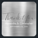Pegatina Cuadrada Favor de la Boda Plata de Lujo Gracias<br><div class="desc">Boda De Plata Favor De Sello Gracias Pegatina. Este pegatina se puede personalizar para incluir su nombre y fecha de boda y se puede usar para sellar sus invitaciones a la boda o bolsos de favores. Póngase en contacto con el diseñador si desea que coincidan con los elementos.</div>