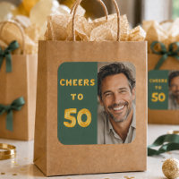 Felicidades por los 50 globos verdes y dorados